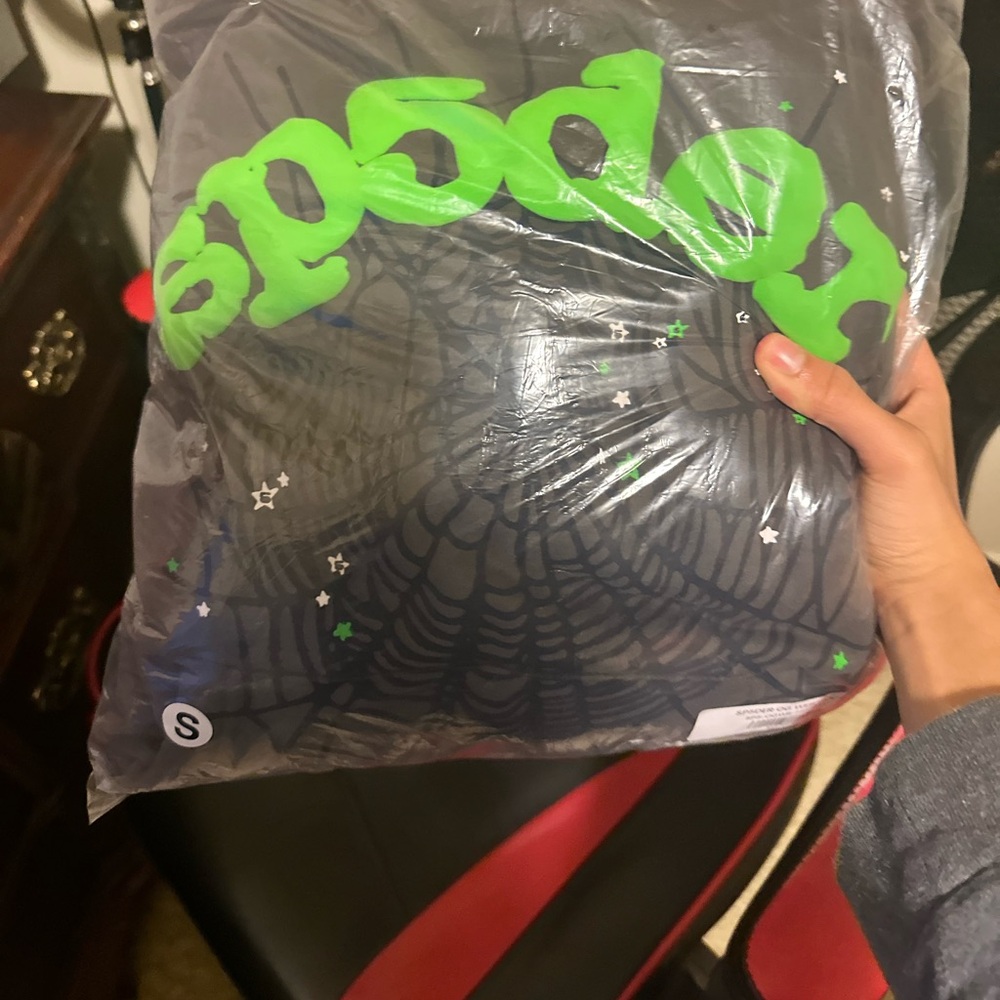 Sp5der hoodie 
Never used